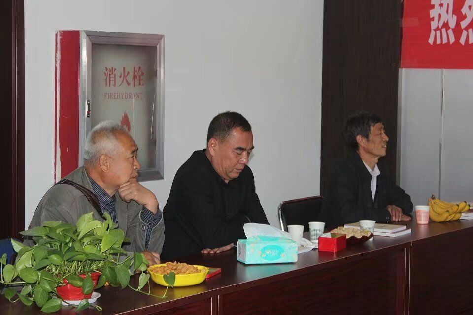 热烈欢迎原36105部队老首长老战友来山西晋康风湿病医院莅临指导