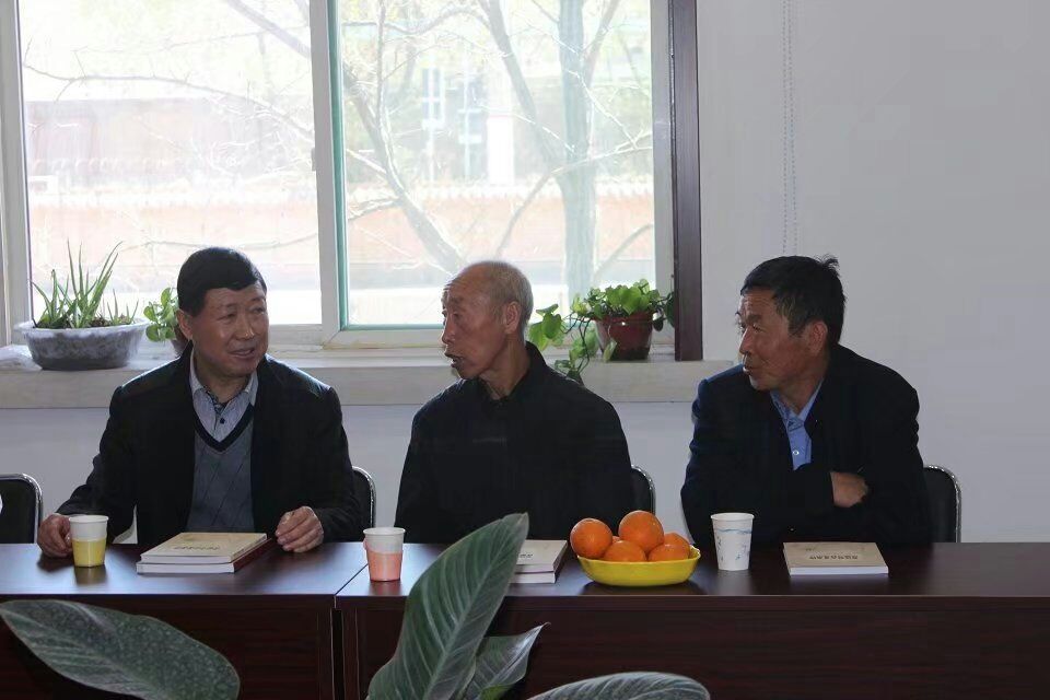 热烈欢迎原36105部队老首长老战友来山西晋康风湿病医院莅临指导