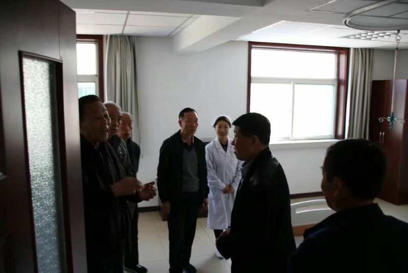 热烈欢迎原36105部队老首长老战友来山西晋康风湿病医院莅临指导