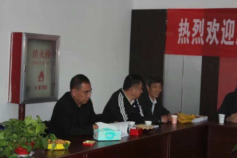 热烈欢迎原36105部队老首长老战友来山西晋康风湿病医院莅临指导