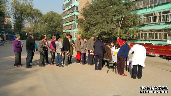 义诊走进社区 温暖送入民心